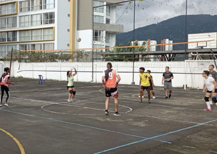 Partido amistoso de voleibol