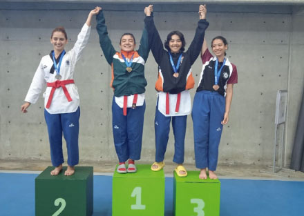 Bonaventurianas obtienen oro y plata en clasificatorio de Karate Do