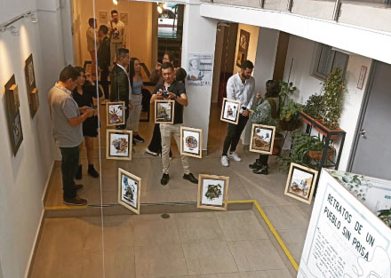 Se inauguró la exposición “Retratos de un pueblo sin prisa”