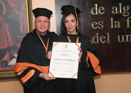 Se entregó Doctorado Honoris Causa