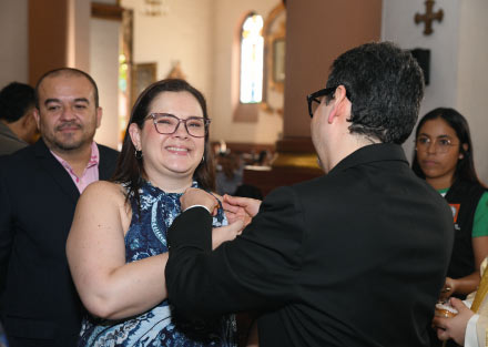 ceremonia-de-accion-de-gracias-e-imposicion-de-escudos