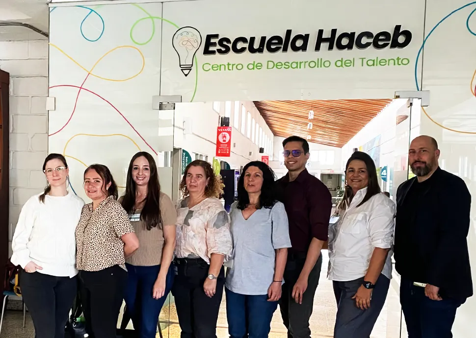 un-paso-mas-cerca-de-las-industrias-visita-academica-a-haceb-2